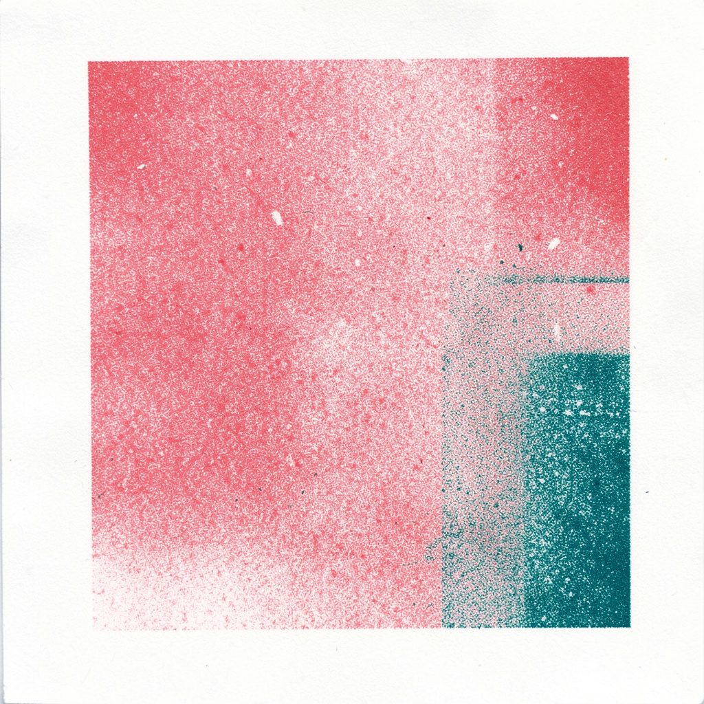 Risograph merah muda dan putih dengan pola minimalis